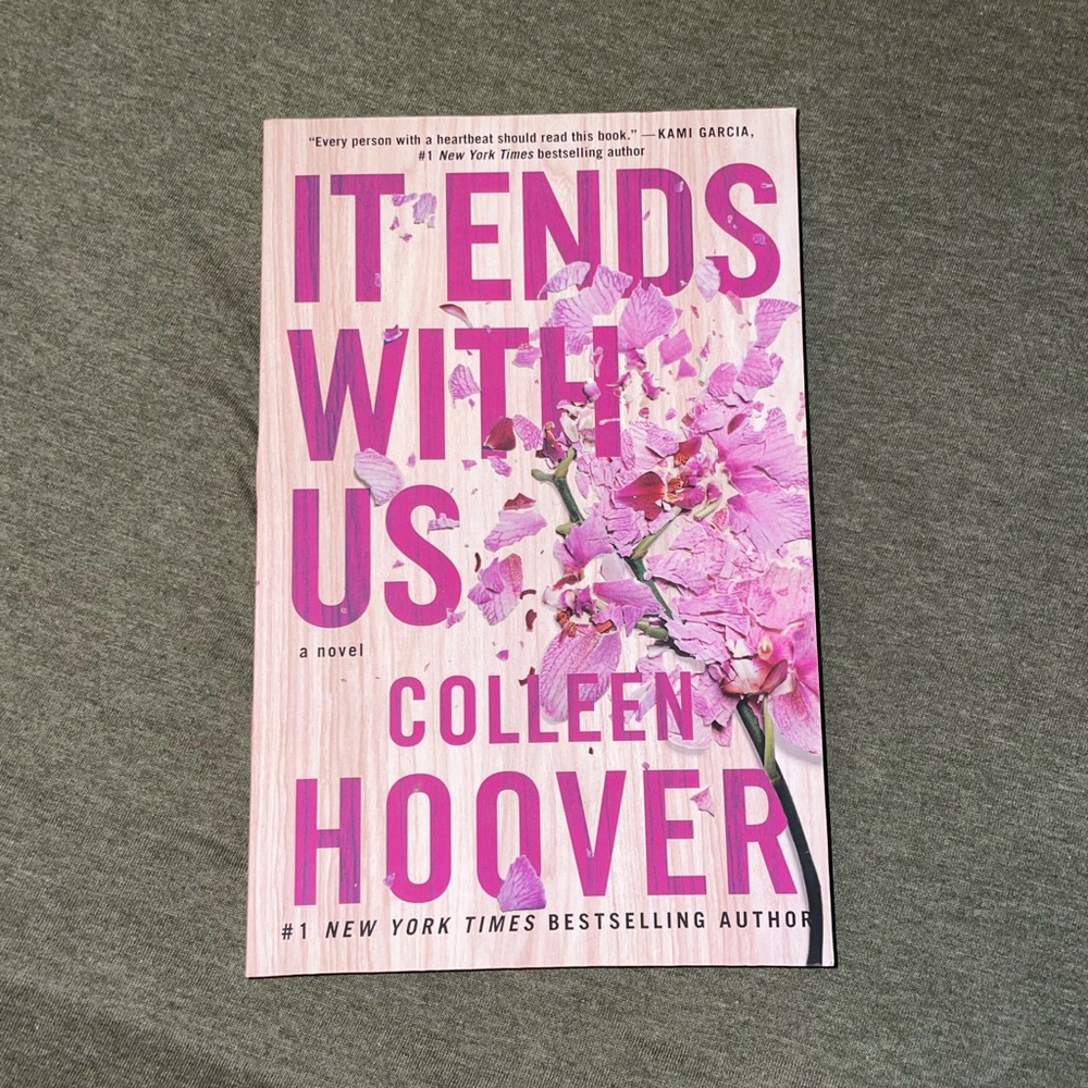 It Ends With Us by Colleen Hoover